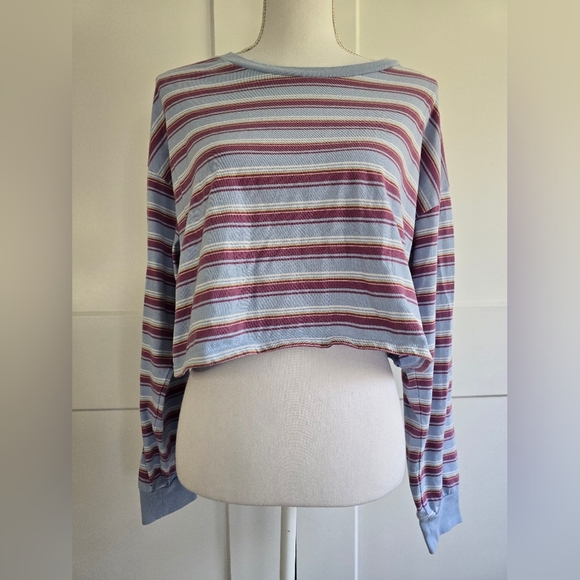 Striped Long Sleeve Crop Top - Picture 1 of 7